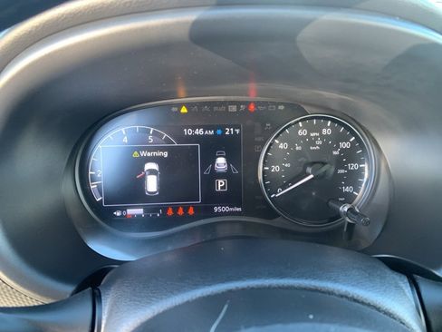 Used 2024 Nissan Kicks SV image 13