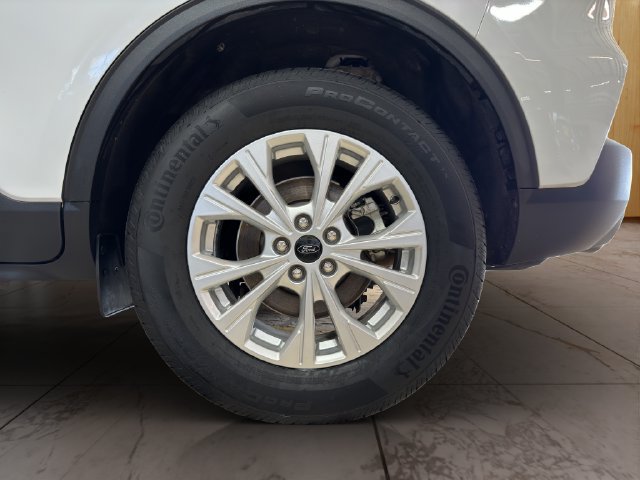 Used 2025 Ford Escape Active AWD/4WD image 25