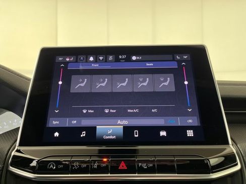 Used 2026 Jeep Compass Limited image 29