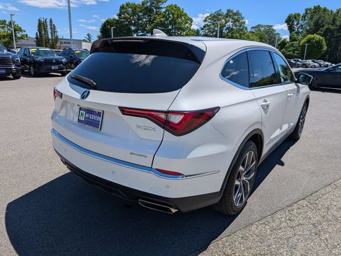 Used 2023 Acura MDX SH-AWD w/ Technology Package image 6