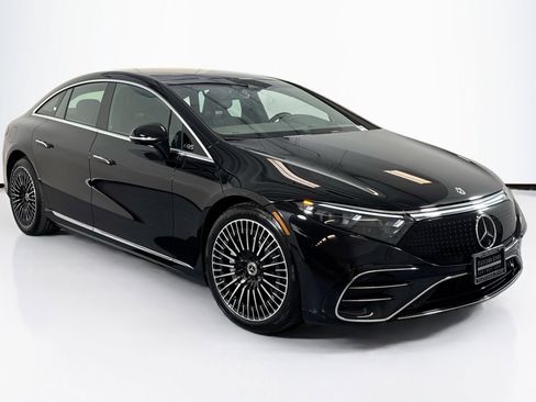 Certified 2024 Mercedes-Benz EQS 580 4MATIC Sedan image 3