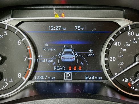 Used 2024 Nissan Altima 2.5 SV FWD image 19