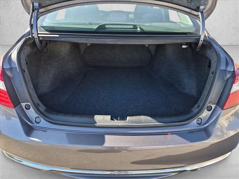 Used 2017 Honda Accord LX image 6
