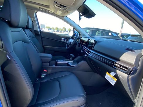 New 2026 Kia Sportage EX FWD image 25