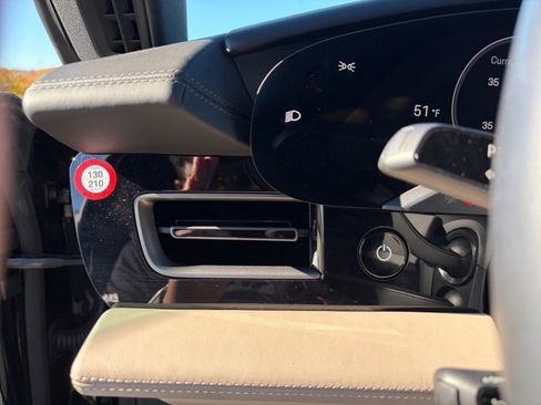 Certified 2025 Porsche Taycan image 24