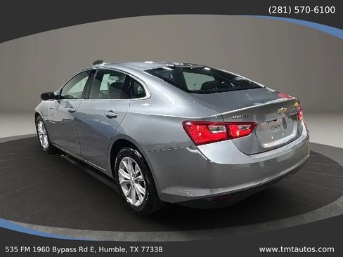Used 2025 Chevrolet Malibu LT FWD image 4