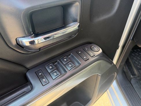 Used 2015 Chevrolet Silverado 1500 LT AWD/4WD image 8