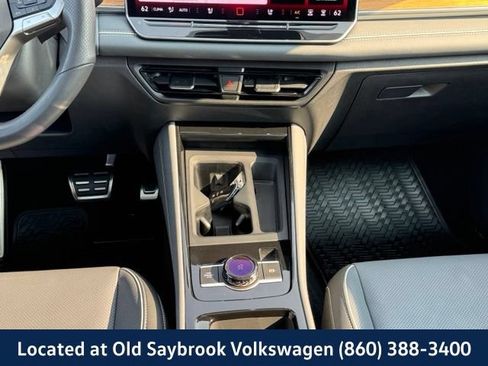 Certified 2025 Volkswagen Tiguan SEL R-Line AWD/4WD image 16