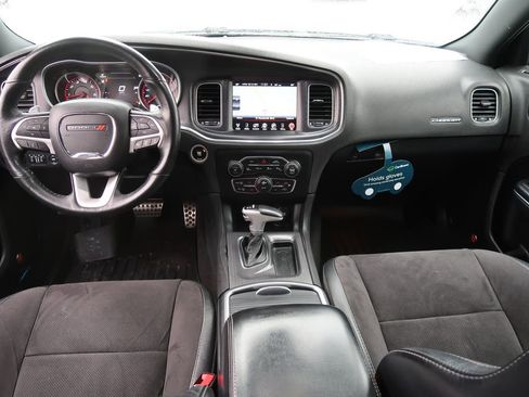 Used 2016 Dodge Charger R/T Scat Pack w/ Technology Group image 9