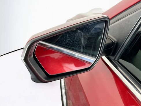 Used 2019 Chevrolet Equinox LT image 16