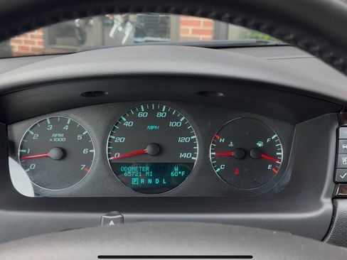 Used 2014 Chevrolet Impala LTZ FWD image 13