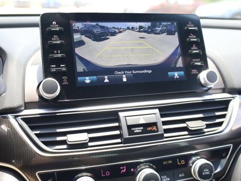 Used 2022 Honda Accord Sport image 12