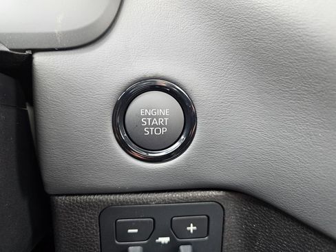 New 2026 Toyota Tundra Platinum AWD/4WD image 31