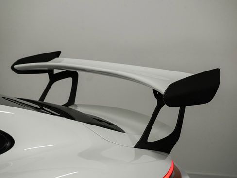 Used 2019 Porsche 911 GT3 RS RWD image 19