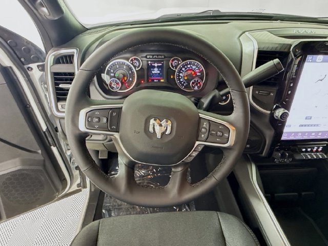 New 2026 RAM 3500 Big Horn AWD/4WD image 11
