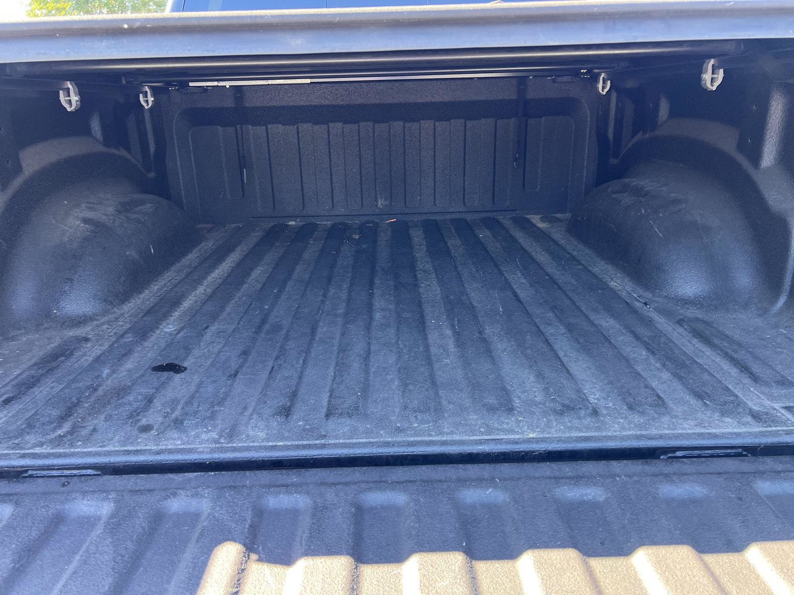 Used 2022 RAM 1500 Laramie AWD/4WD image 13
