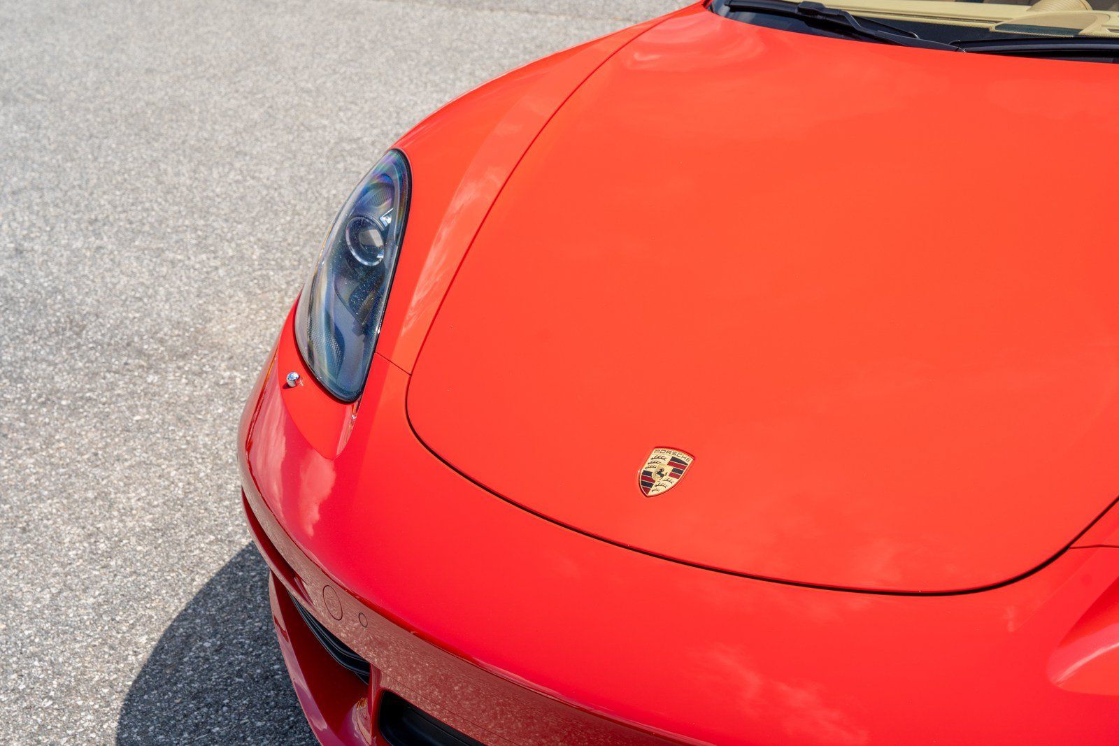 Used 2017 Porsche 718 Boxster RWD image 19