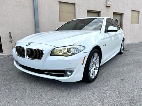 Used 2012 BMW 528i Sedan image 7