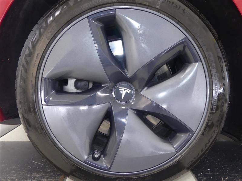 Used 2020 Tesla Model 3 Long Range AWD/4WD image 30