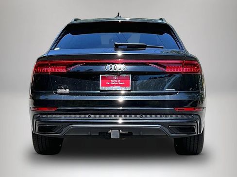 Used 2023 Audi Q8 Premium Plus AWD/4WD image 6