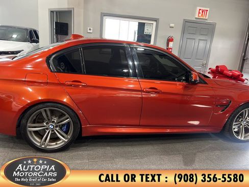 Used 2018 BMW M3 RWD image 7