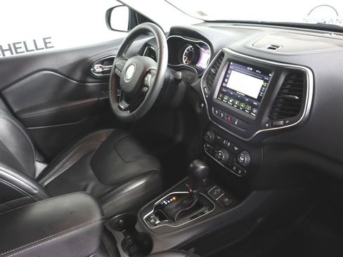 Used 2023 Jeep Cherokee Altitude Lux image 28