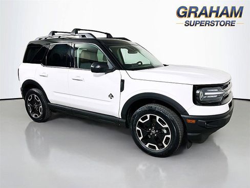 Used 2023 Ford Bronco Sport Outer Banks w/ Tech Package AWD/4WD image 1