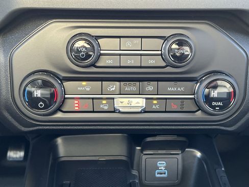 New 2025 Ford Bronco Big Bend image 21