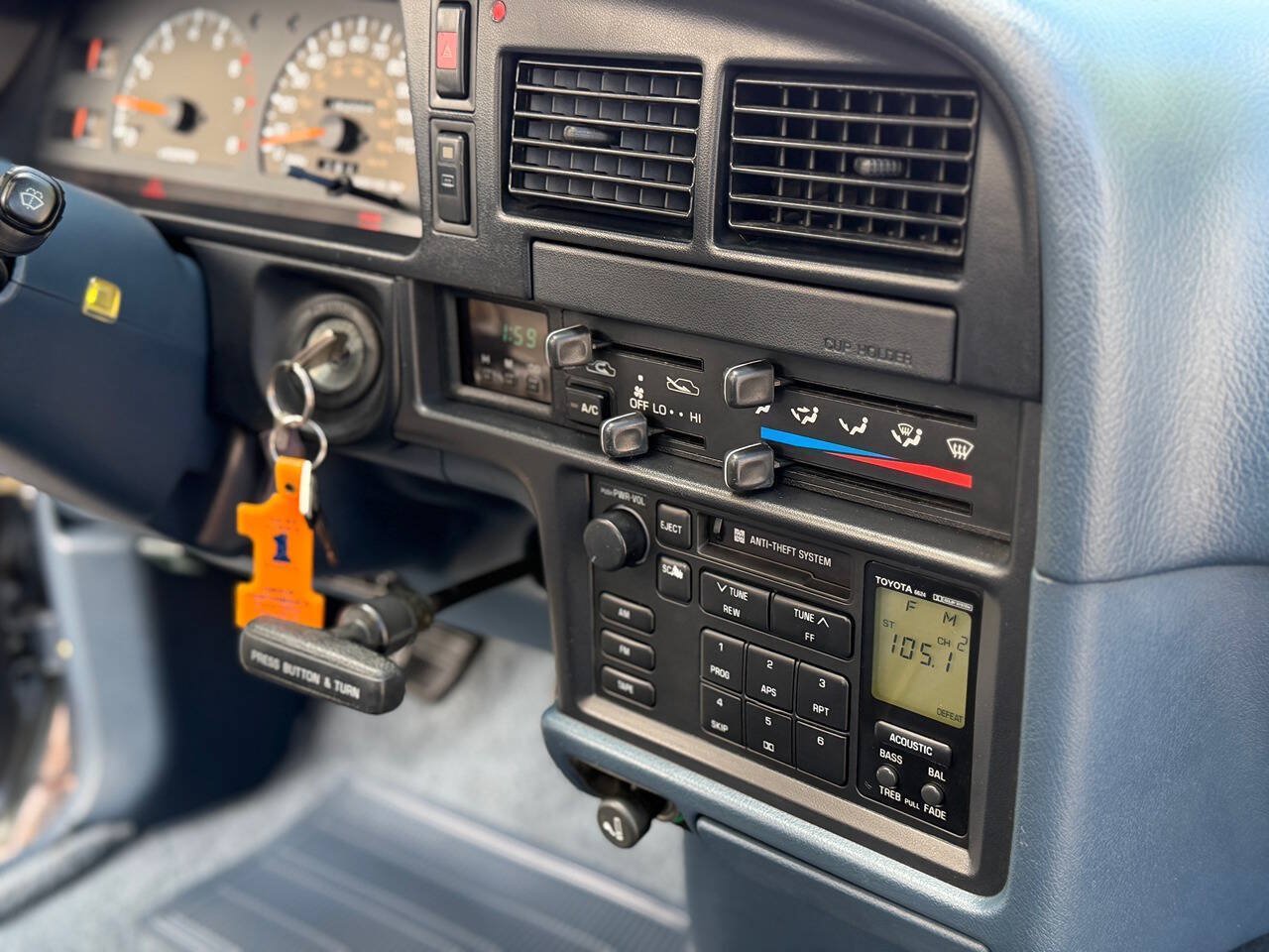 Used 1990 Toyota 4Runner SR5 AWD/4WD image 90