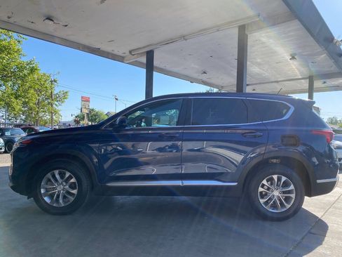 Used 2019 Hyundai Santa Fe SE AWD/4WD image 5