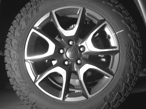 Used 2025 Jeep Compass Trailhawk AWD/4WD image 15