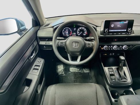Used 2025 Honda CR-V EX image 23