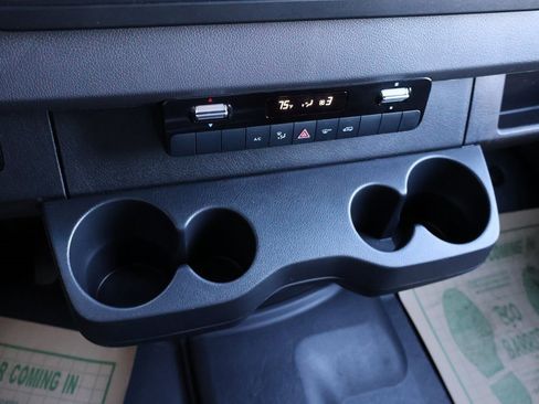 Used 2024 Mercedes-Benz Sprinter 144 Cargo image 31