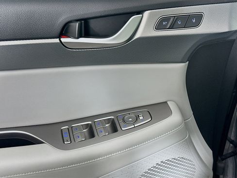 Used 2020 Hyundai Palisade SEL w/ Premium Package image 15