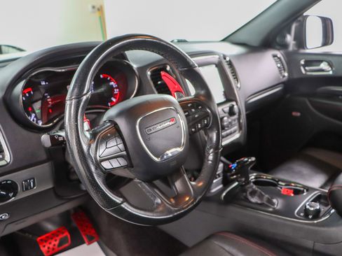 Used 2018 Dodge Durango R/T w/ Technology Group AWD/4WD image 25