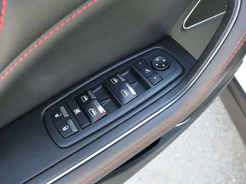 Used 2024 Maserati Levante GT Ultima image 15