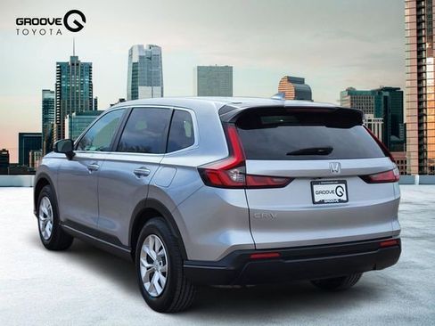 Used 2025 Honda CR-V LX image 3