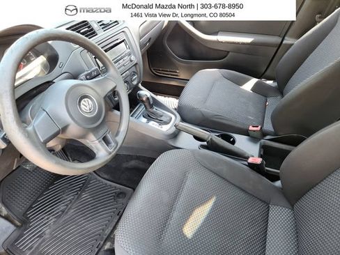 Used 2011 Volkswagen Jetta S FWD image 7