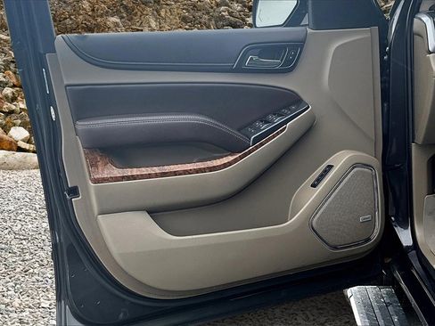 Used 2018 Chevrolet Tahoe Premier image 22