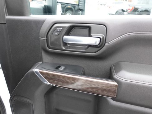 Used 2023 Chevrolet Silverado 2500 LT w/ Snow Plow Prep/Camper Package image 33