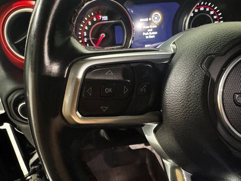 Used 2021 Jeep Wrangler Unlimited Rubicon w/ Uconnect 4C Nav & Sound Group image 5
