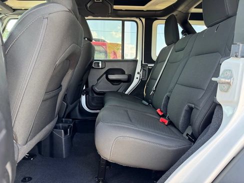 Used 2020 Jeep Wrangler Unlimited Sport AWD/4WD image 8