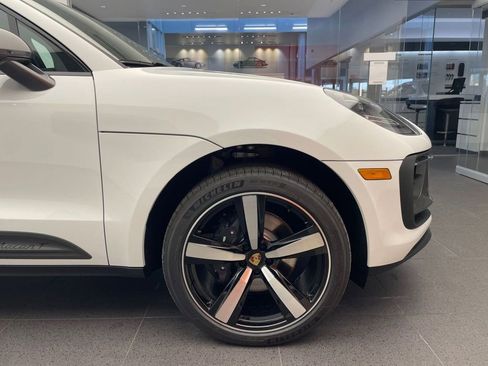 New 2026 Porsche Macan Turbo image 25