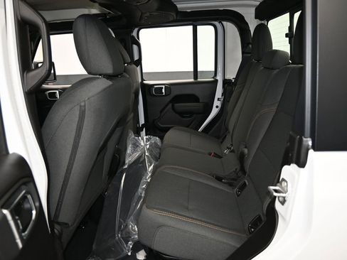 New 2026 Jeep Gladiator Sport image 28