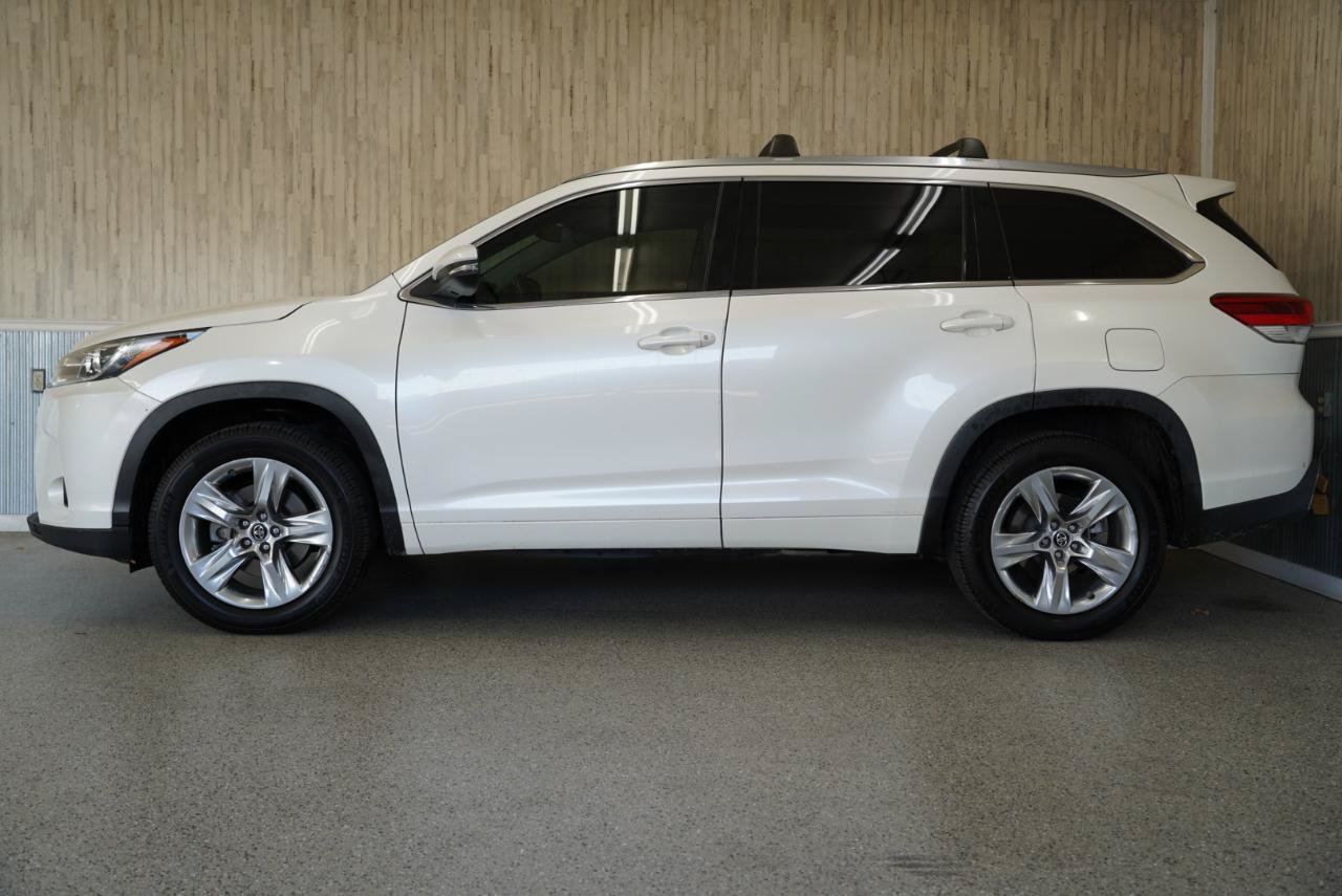 Used 2017 Toyota Highlander Limited FWD image 5
