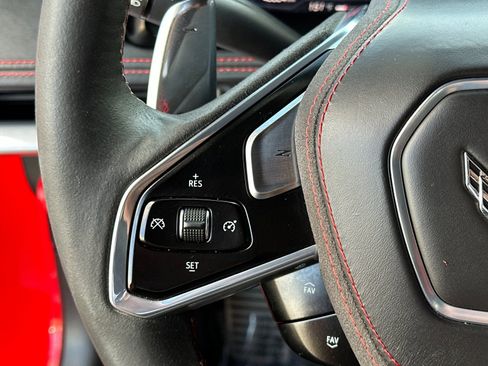 Used 2021 Chevrolet Corvette Stingray Premium Cpe w/ Z51 Performance Package image 24