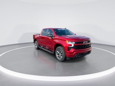Used 2023 Chevrolet Silverado 1500 RST AWD/4WD image 2