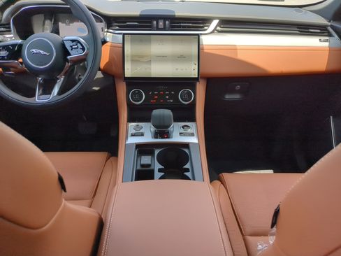 New 2026 Jaguar F-PACE R-Dynamic S image 13