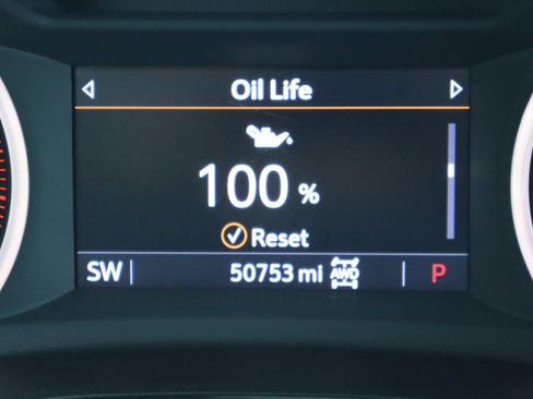 Used 2023 Chevrolet TrailBlazer ACTIV w/ Sun and Liftgate Package AWD/4WD image 25