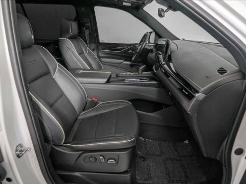 Used 2023 Cadillac Escalade ESV Sport AWD/4WD image 27